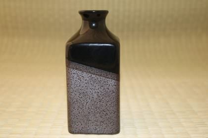 Sake Jug - Tenmoku Hankake